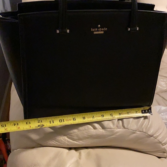 Kate spade tote 👜 excellent condition - Picture 2 of 11